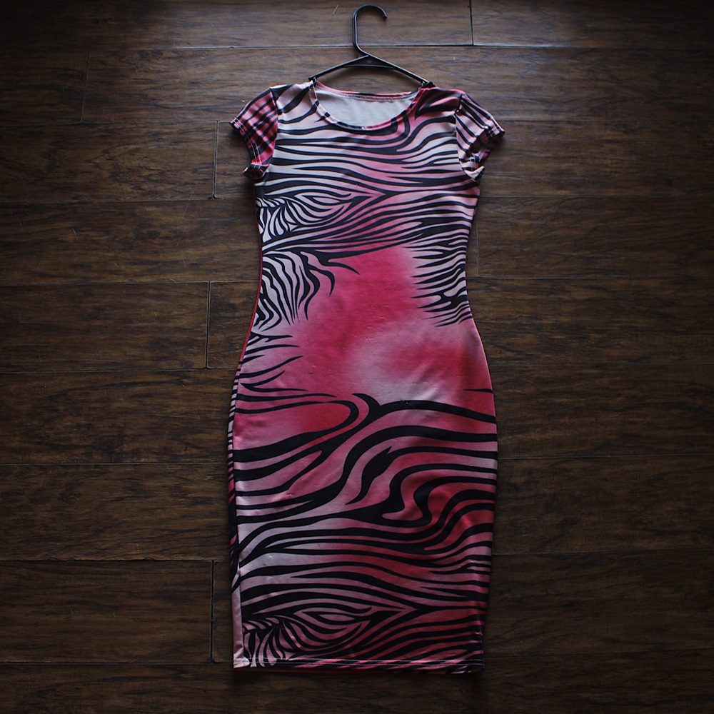 Pink stretchy dress